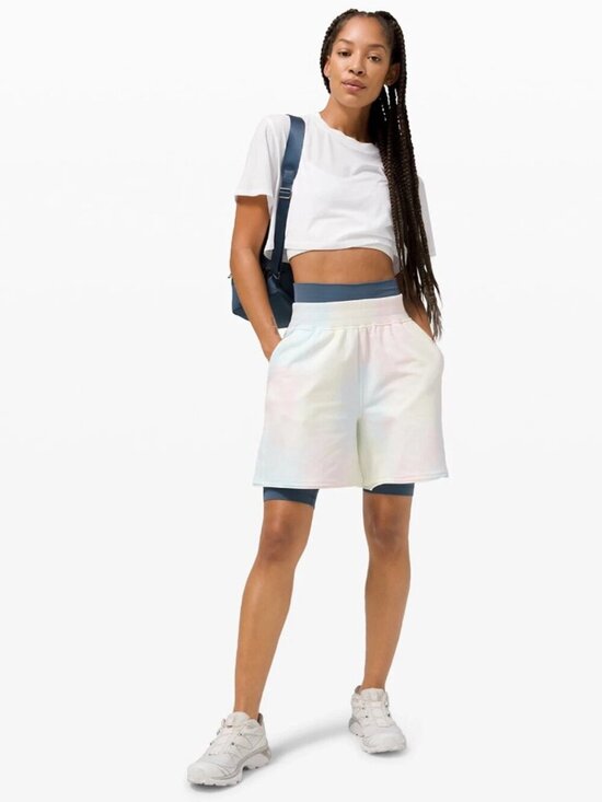 lululemon athletica Pants - Lululemon women's shorts size 4 cotton candy French Terry high rise 6" inseam